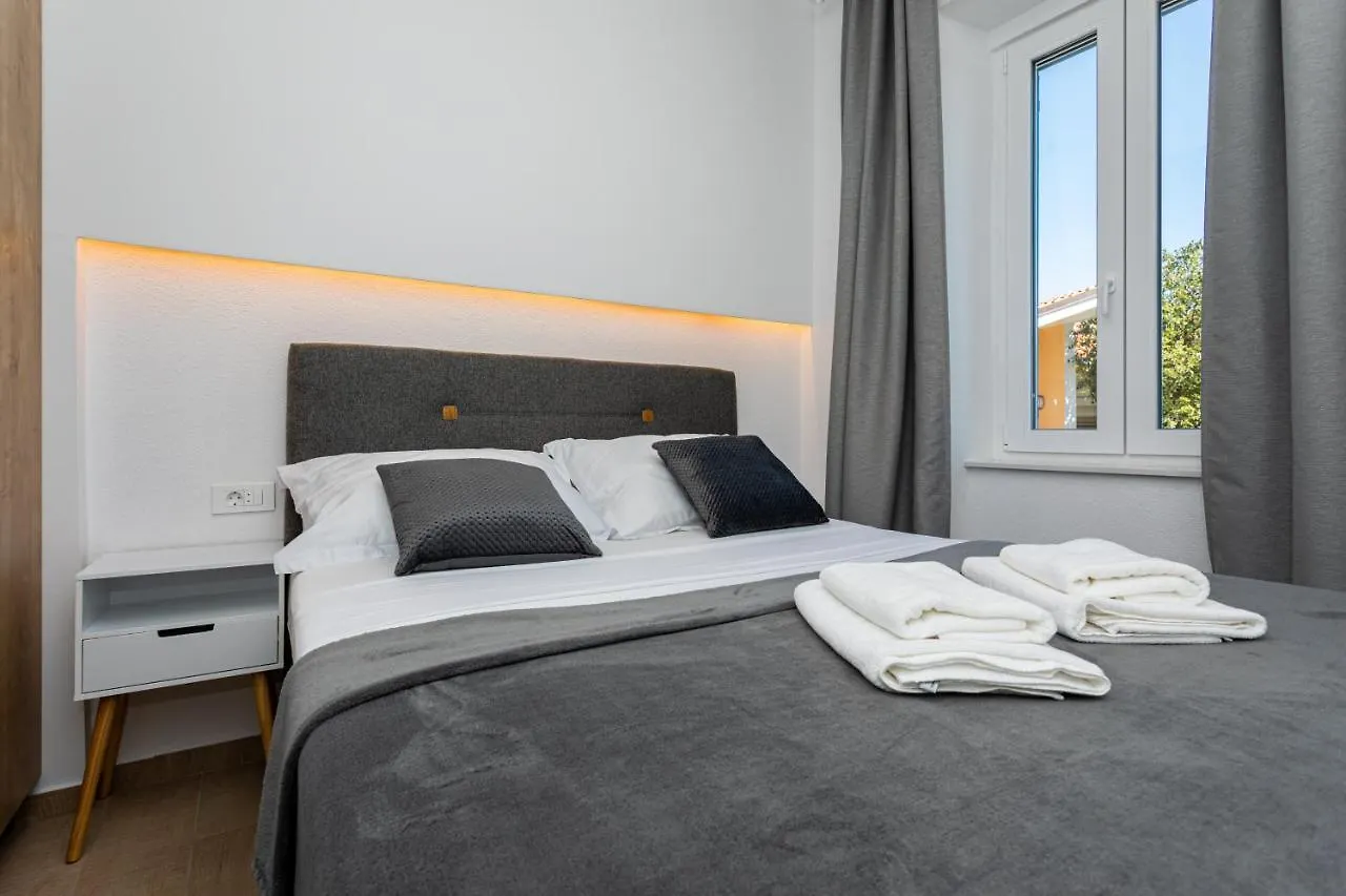 Apartments San Leopoldo Crikvenica 0*,